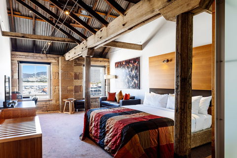Henry Jones Art Hotel - The - Accommodation Mount Tamborine 2