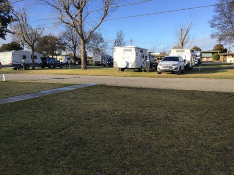 Jerilderie Motel And Caravan Park - Accommodation Mount Tamborine 0