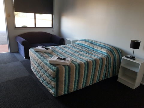 Lamington Hotel Motel - Accommodation Mount Tamborine 2
