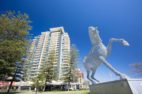 Mantra Broadbeach On The Park - Accommodation Mount Tamborine 0