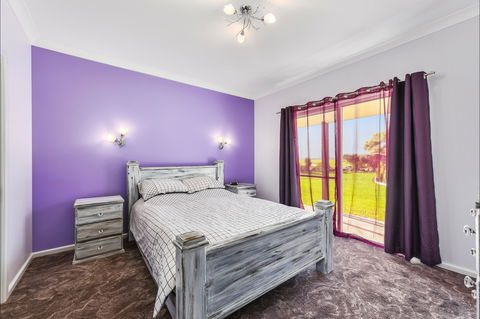 McKinnon's Holiday Home - Accommodation Mount Tamborine 2