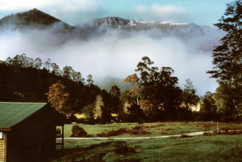 Mountain Valley Wilderness Holidays - Accommodation Mount Tamborine 0