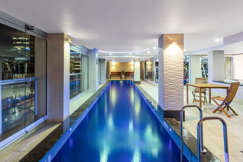 Oaks Adelaide Embassy Suites - Accommodation Mount Tamborine 1