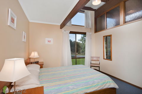 Ocean Vista Holiday Home - Accommodation Mount Tamborine 2