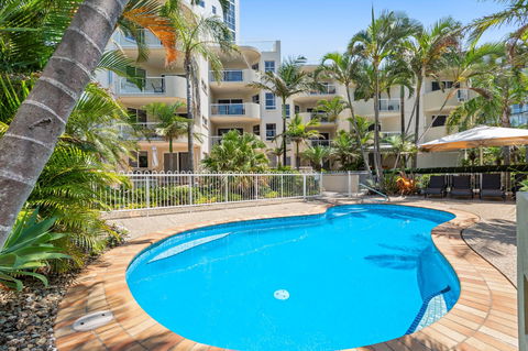 The Burlington Holiday Apartments - Accommodation Mount Tamborine 0