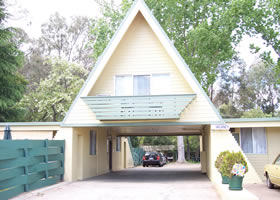 Millers Cottage Motel - Accommodation Mount Tamborine 1