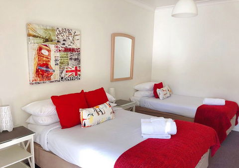 Canberra Short Term & Holiday Accommodation - Accommodation Mount Tamborine 3