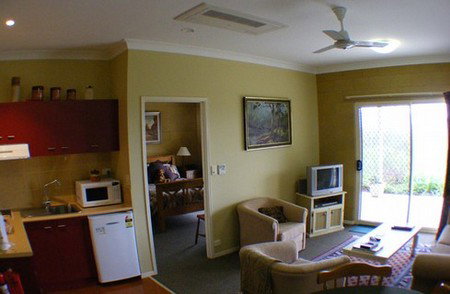Wallaby Ridge Retreat - Accommodation Mount Tamborine 2