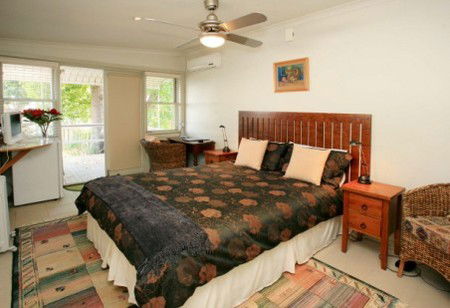 The Bank Guest House & Tellers Restaurant - Accommodation Mount Tamborine 1