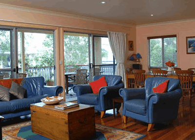 Surfside Retreat - Accommodation Mount Tamborine 2