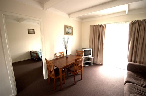 City Centre Apartments - Accommodation Mount Tamborine 1