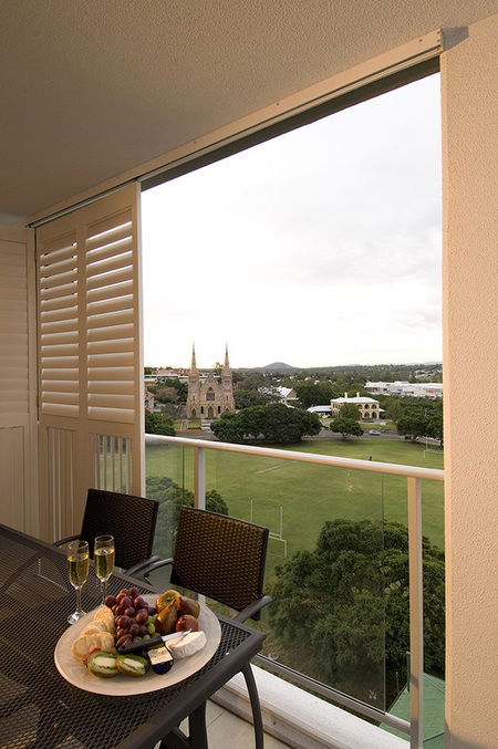 Oaks Aspire Apartments - Accommodation Mount Tamborine 4