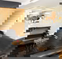 Hotel Chino - Accommodation Mount Tamborine