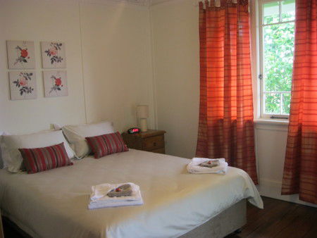 Blooms Cottage - Accommodation Mount Tamborine 2