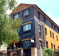 Sinclairs Of Bondi Budget Accommodation - Accommodation Mount Tamborine