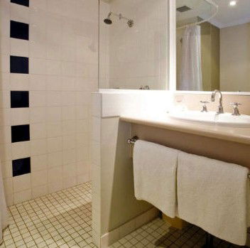 Travelodge Macquarie North Ryde - Accommodation Mount Tamborine 2