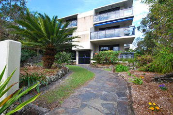 A Bay Breeze - Accommodation Mount Tamborine 0