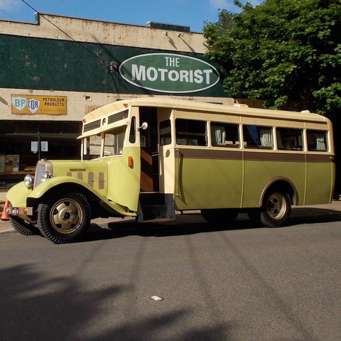 Vintage Fun Hire Cars - Accommodation Mount Tamborine 3