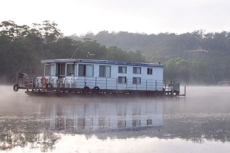 Clyde River Houseboats - Accommodation Mount Tamborine 1