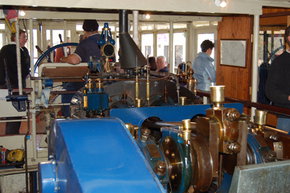 Emmylou Paddle Steamer - Accommodation Mount Tamborine 5