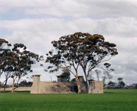 World War II Sites - Accommodation Mount Tamborine 0