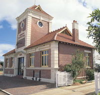 Merredin Town Hall - Accommodation Mount Tamborine