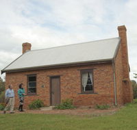 Sandalwood Yards and Tipperary School - Accommodation Mount Tamborine