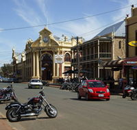 York Town Hall - Accommodation Mount Tamborine
