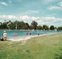 Millicent Swimming Lake - Accommodation Mount Tamborine
