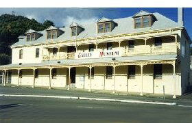 Queenstown TAS Accommodation Mount Tamborine