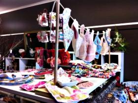Under The Oak Handmade Gallery And Gifts - Accommodation Mount Tamborine 0