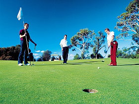 Geeveston Golf Club - Accommodation Mount Tamborine 0