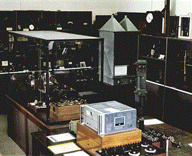 UQ Physics Museum - Accommodation Mount Tamborine
