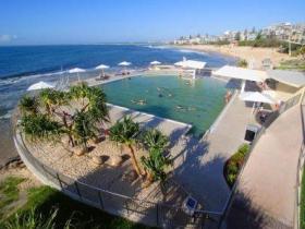 Kings Beach - Beachfront Salt Water Pool - Accommodation Mount Tamborine 0