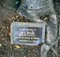 Eumundi War Memorial - Accommodation Mount Tamborine