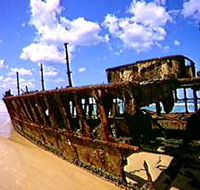 Maheno Shipwreck - Accommodation Mount Tamborine