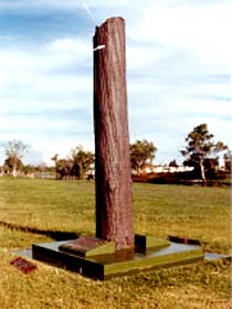 The Flood Memorial Or The Stump - Accommodation Mount Tamborine 0