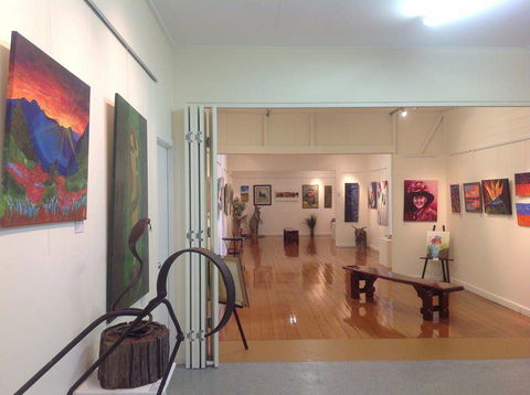 Wondai Regional Art Gallery - Accommodation Mount Tamborine 4
