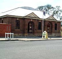 Portside Centre - Accommodation Mount Tamborine