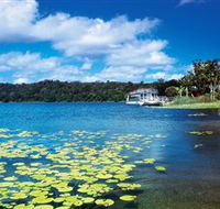 Lake Barrine Crater Lakes National Park - Accommodation Mount Tamborine