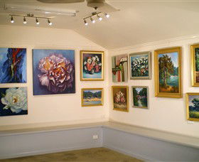 Ros McArthur Art Studio - Accommodation Mount Tamborine 0