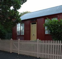 19th Century Portable Iron Houses - Accommodation Mount Tamborine