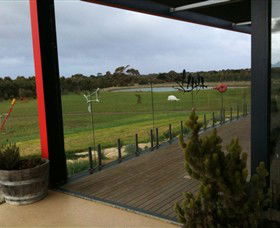 Banks Road Vineyard - Accommodation Mount Tamborine 0