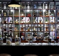 Shirt Bar - Accommodation Mount Tamborine