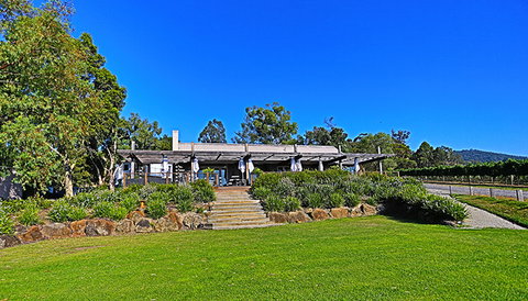 GREENSTONE VINEYARDS - Accommodation Mount Tamborine 1