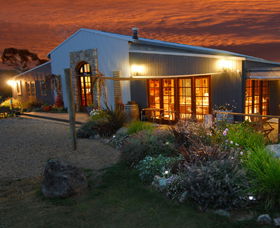 Eucumbene NSW Accommodation Mount Tamborine