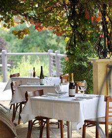 Kellybrook Winery, Kelly Brothers Cider & Riders Brew Co. - Accommodation Mount Tamborine 3