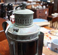 King's Antiques  Collectables - Accommodation Mount Tamborine