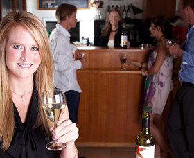 Hidden Creek Winery And Cafe - Accommodation Mount Tamborine 1