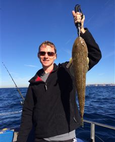 Deep Sea Fishing Charter - Accommodation Mount Tamborine 6